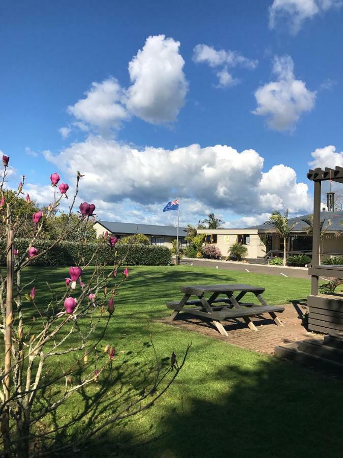 Aotearoa Lodge Whitianga Exterior photo